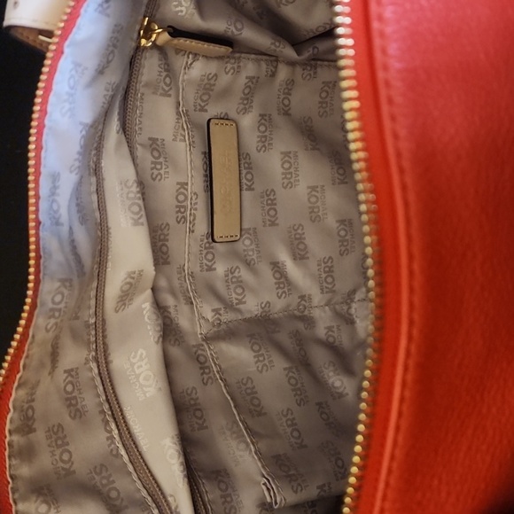 Michael Kors Shoulder Bag - Picture 5 of 7
